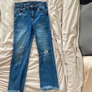 American Eagle High Rise Frayed Jeans